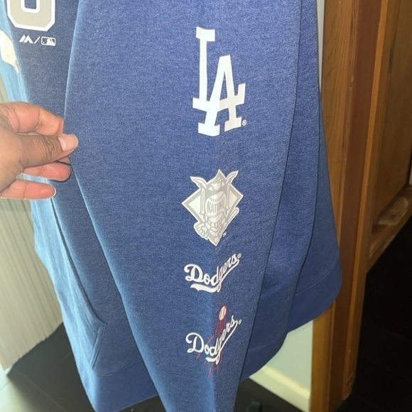 Majestic Los Angeles Dodgers NWTS sweatshirt hoodie SIZE 2X.  Light Blue - Picture 3 of 10